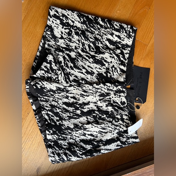 Rag and Bone shorts - Picture 3 of 15